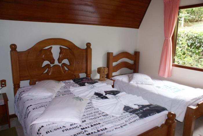 Pousada Recanto das Flores Nova Friburgo Quarto foto